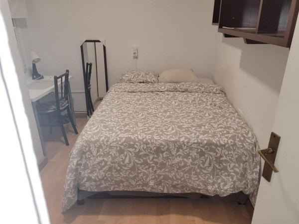 Habitaciones Privada Preciosa Grande Centro Malaga Tambien Cerca De La Playa Wi-Fi Bagian luar foto